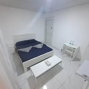 Apartment Staycation Full 0619, Abu Dhabi